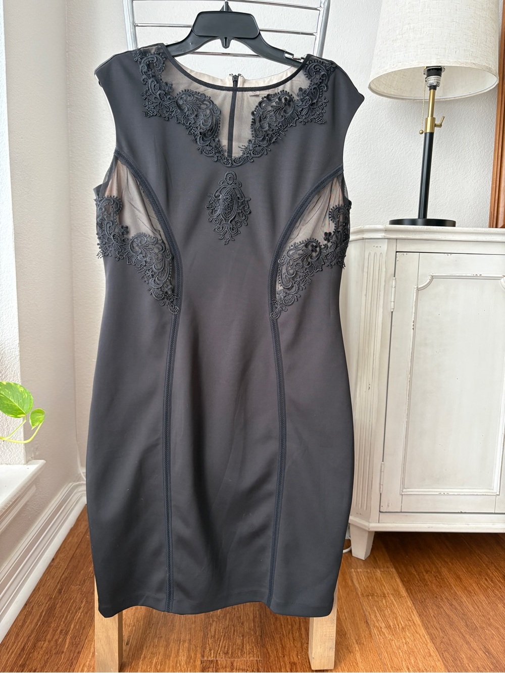 Black Lace-Detail Midi Sheath Dress SZ 16
